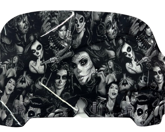 Chicanas - Windshield